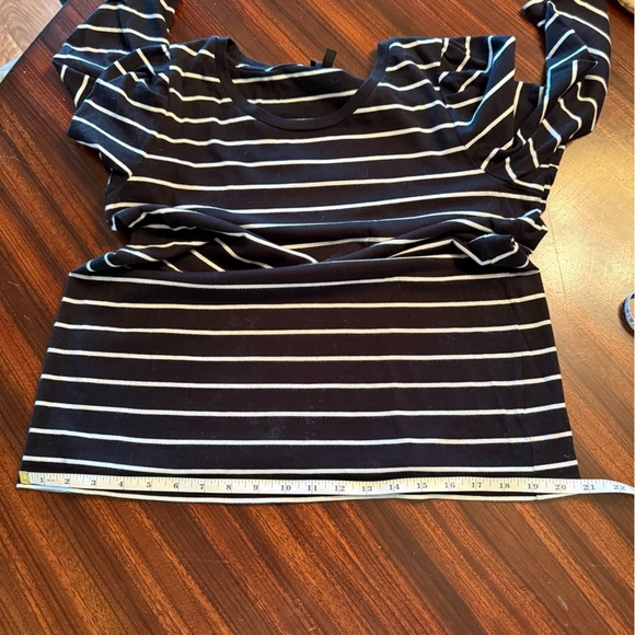 Talbots 100% Pima Cotton Black White Striped Long Puff Sleeve Crew Neck Top M - Picture 9 of 10